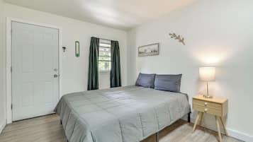 Apartment (0 Bedroom) | Interior