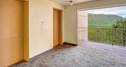 Pool Access, 1 Mi to Makaha Beach! Ocean-view Unit