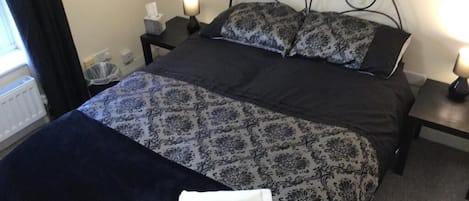 Chambre Deluxe double, vue sur le fleuve | Rideaux dâobscurcissement, accĂšs au Wi-Fi (inclus)
