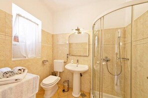 Bathroom - Jedinstveno, romantično utočište s BESPLATNIM parkingom (Pula)
