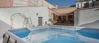 Rural House 'La Real Herrería' with Private Pool, Private Garden and Wi-Fi