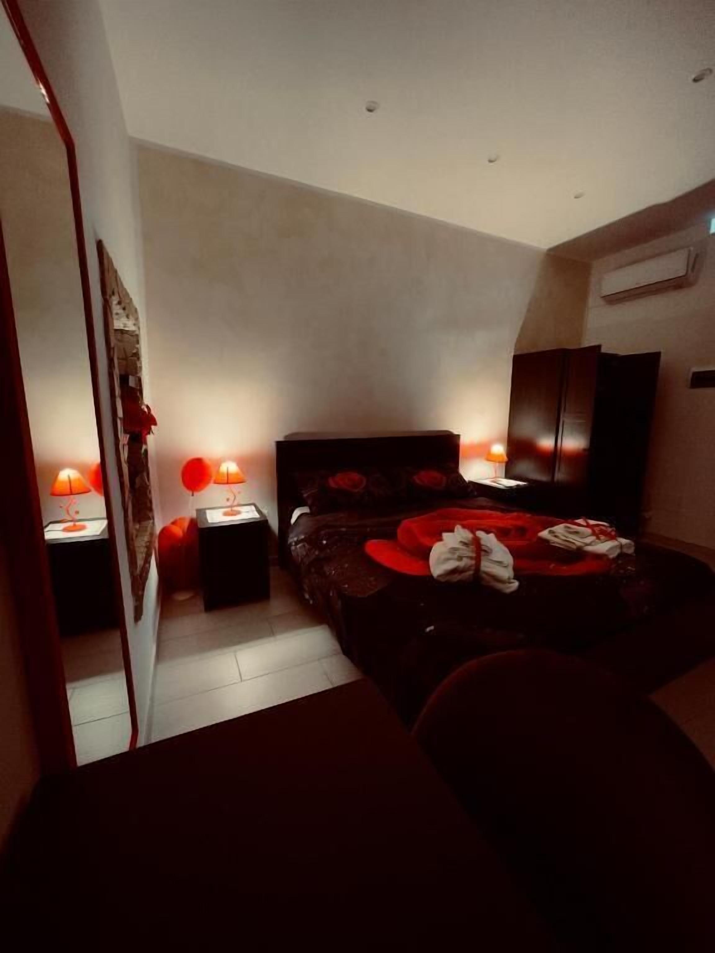 Standard Apartment, Patio, Courtyard View