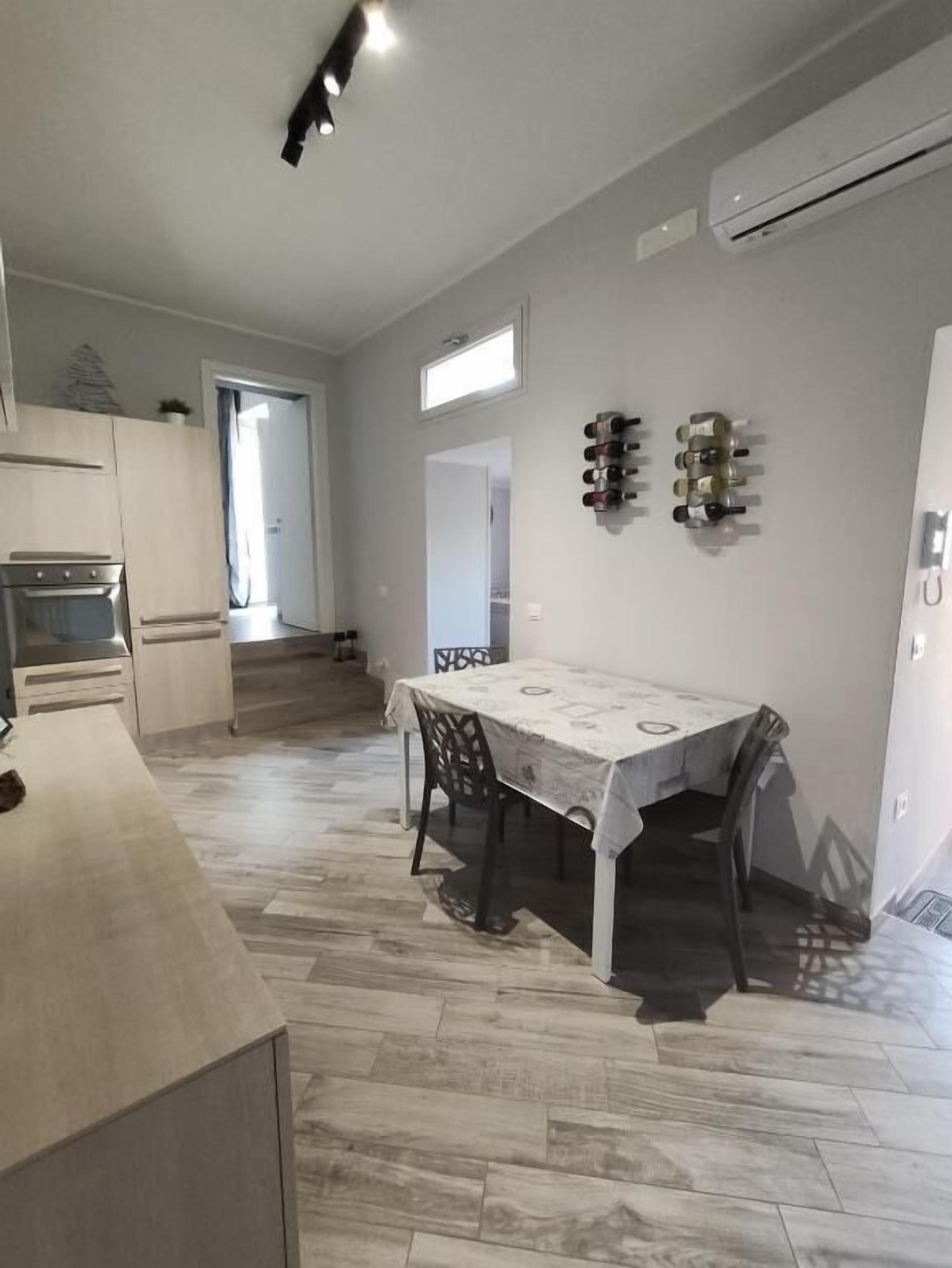 Comfort Apartment, Balcony | Dining
