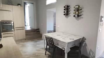 Comfort Apartment, Balcony | Dining