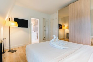 Room - Vrbo Property (Tourgéville)