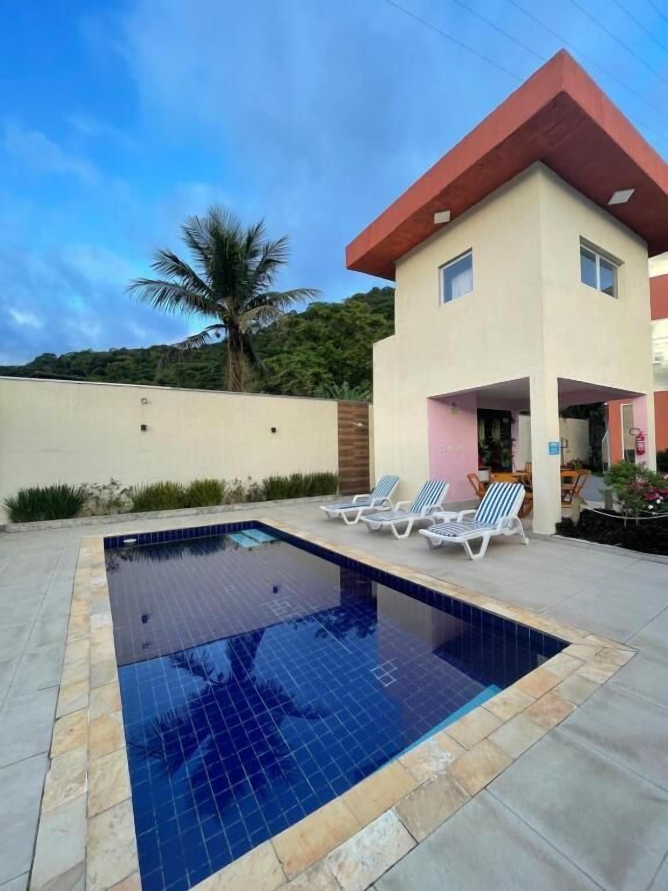 Outdoor pool, open 10:00 AM to 9:00 PM, pool umbrellas, pool loungers