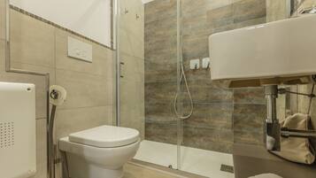 Apartment | Bathroom
