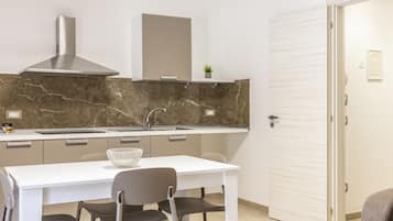 Apartment, Balcony | Private kitchenette
