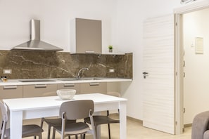 Apartment, Balcony | Private kitchenette - Nova Suite (Calatafimi)