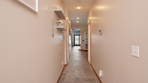 Rochester Lakeview 4br With Firepit Sleeps 6 4 Bedroom Home