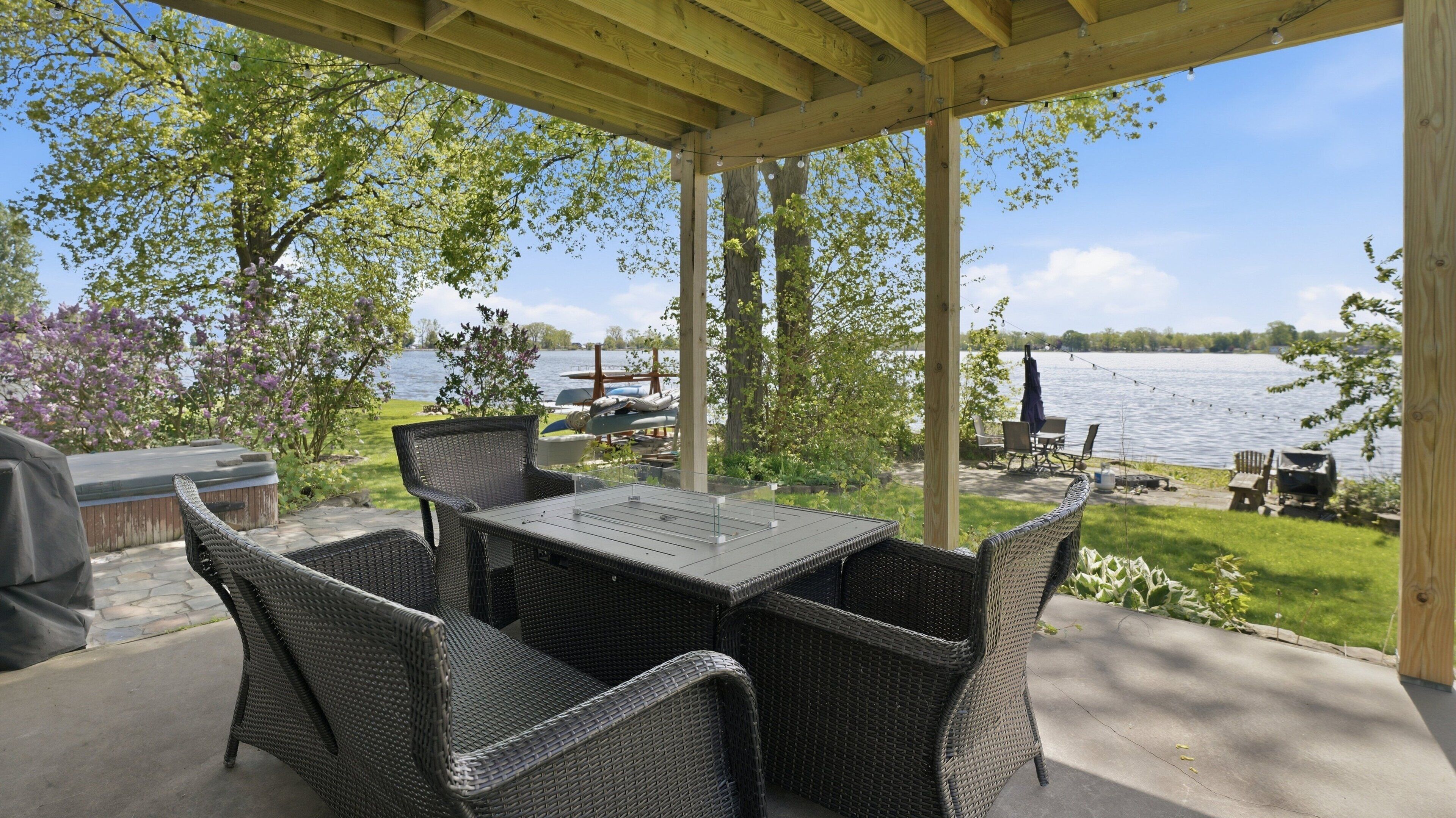 Casa, 3 habitaciones | Restaurante al aire libre