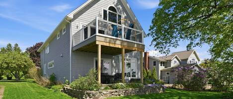 House, 3 Bedrooms | Exterior