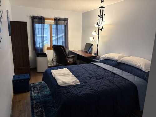 Rochester Lakeview 4br With Firepit Sleeps 6 4 Bedroom Home