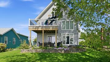 House, 3 Bedrooms | Exterior