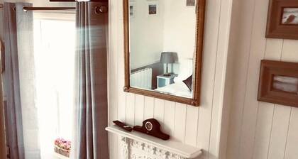 WESTEND BAR & SELECT ACCOMMODATION