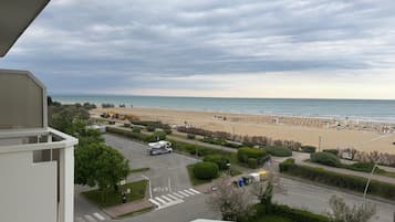 Appartement, 2 chambres, balcon, vue océan | Enceinte de l’hébergement