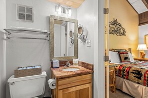Bathroom - Valley Views~2BR + Loft~A/C & HOA Shuttle (Steamboat Springs)