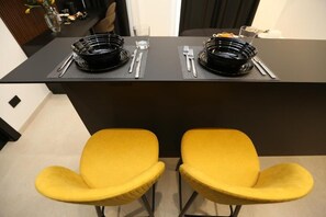 Habitación doble superior, balcón | Restaurantes