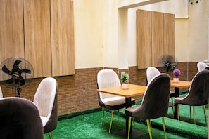 Dining - Cedar Suites (Ibadan)