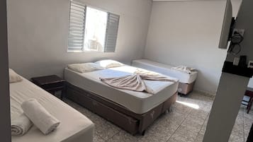 Habitación clásica con 2 camas individuales | Wifi gratis