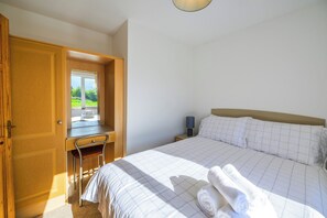 3 Schlafzimmer, Internetzugang, Bettwäsche