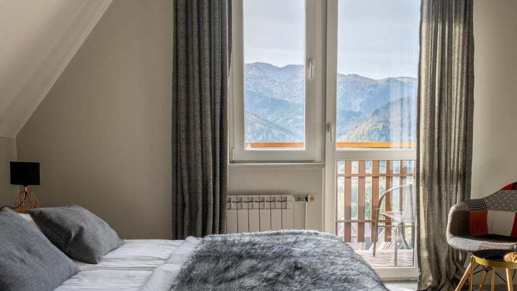 Comfort Studio, Balcony, Mountain View