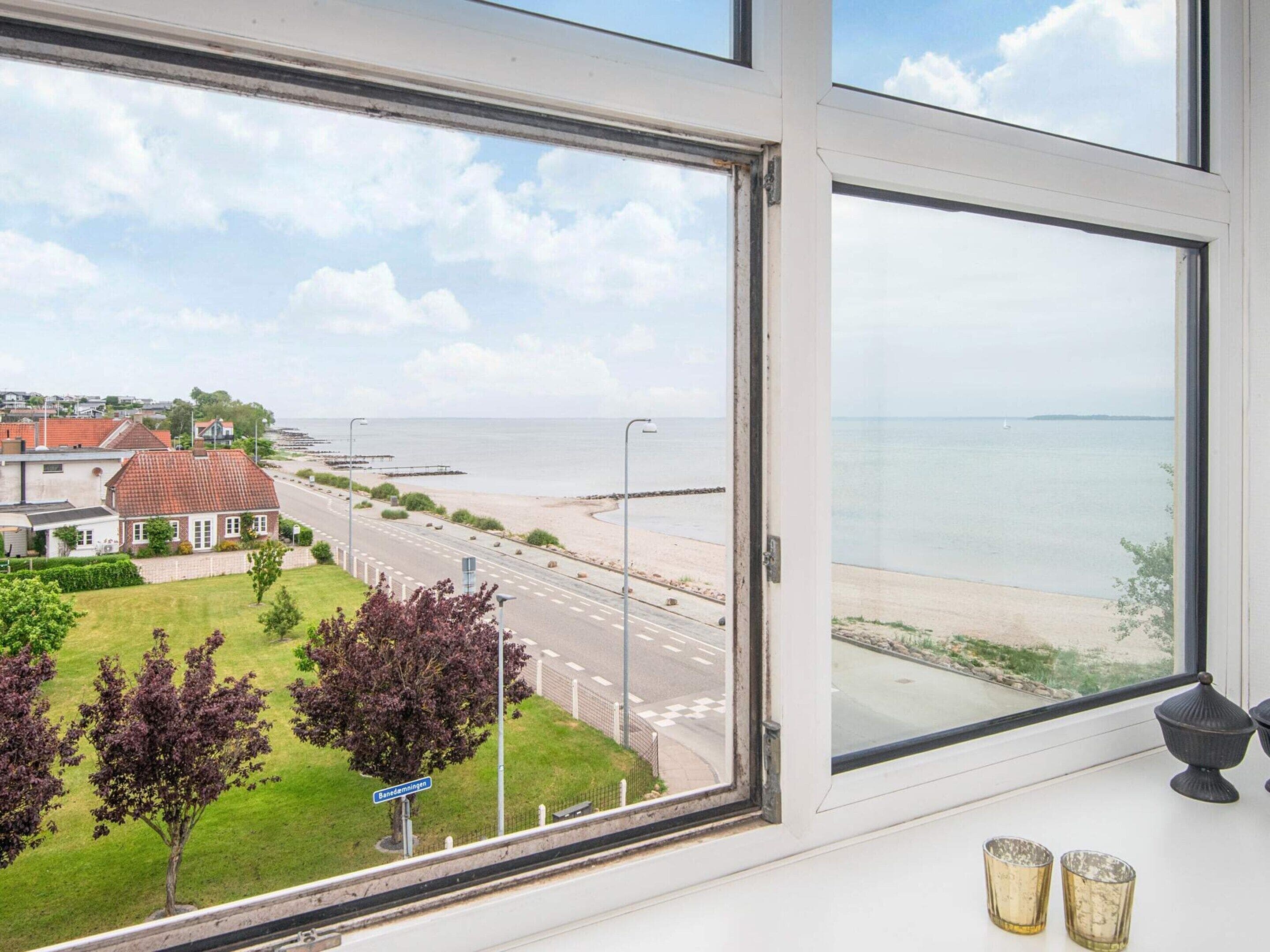 House | Water view