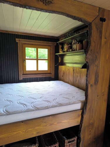 Ma cabane bohème dans un endroit paradisiaque.bois. étangs.
Très calme