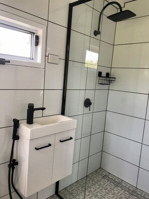 Bathroom - Bee Farm Off-Grid Tiny Home Stay. Pet Friendly! (north deep creek)
