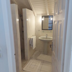 Bathroom - IGUANN'LA residence (Terre-de-Haut)