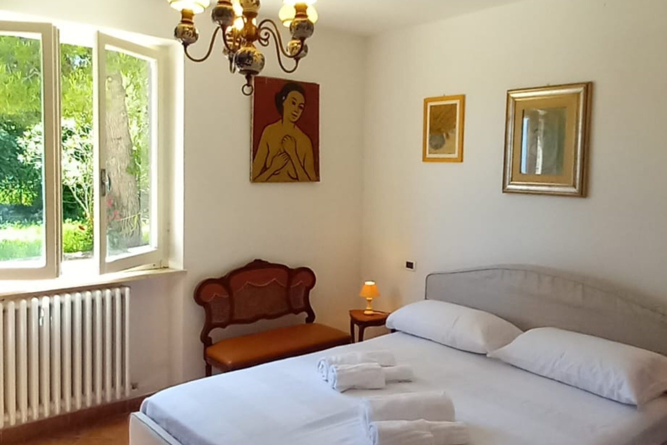 4 chambres, fer et planche à repasser, draps fournis