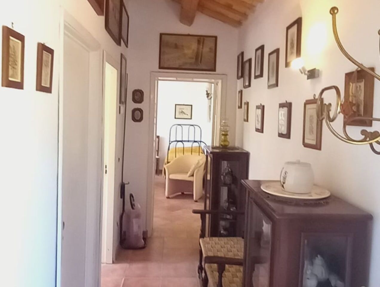 Interni