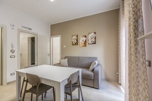TV - Nova Suite - Apartment 200 (Calatafimi)