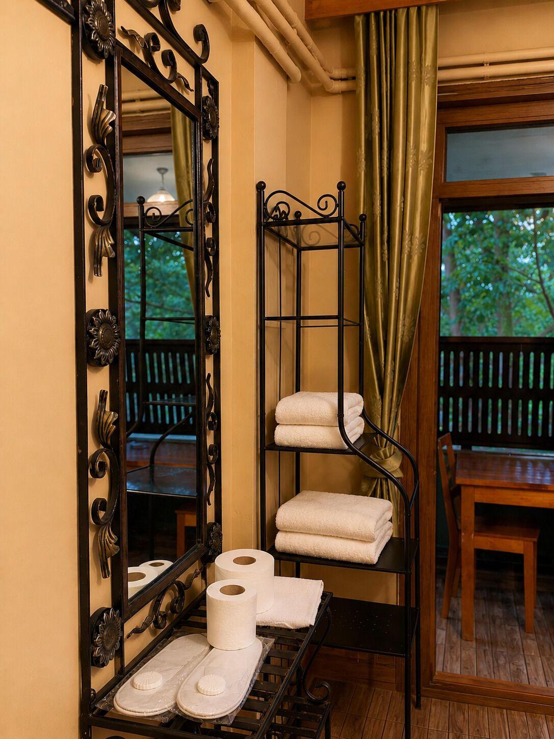 Standard Room, Balcony, Courtyard View, Room #2