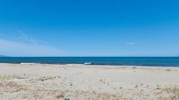 Vlak bij het strand