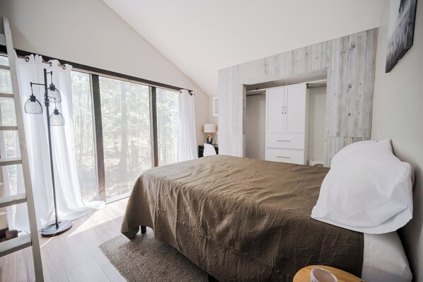 Room - Sunday River Getaway | Sleeps 6 | Pet-Friendly (Bethel)