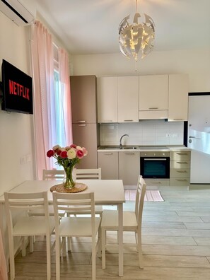 Dining - The Sea Pearl Suite (Punta Marina)