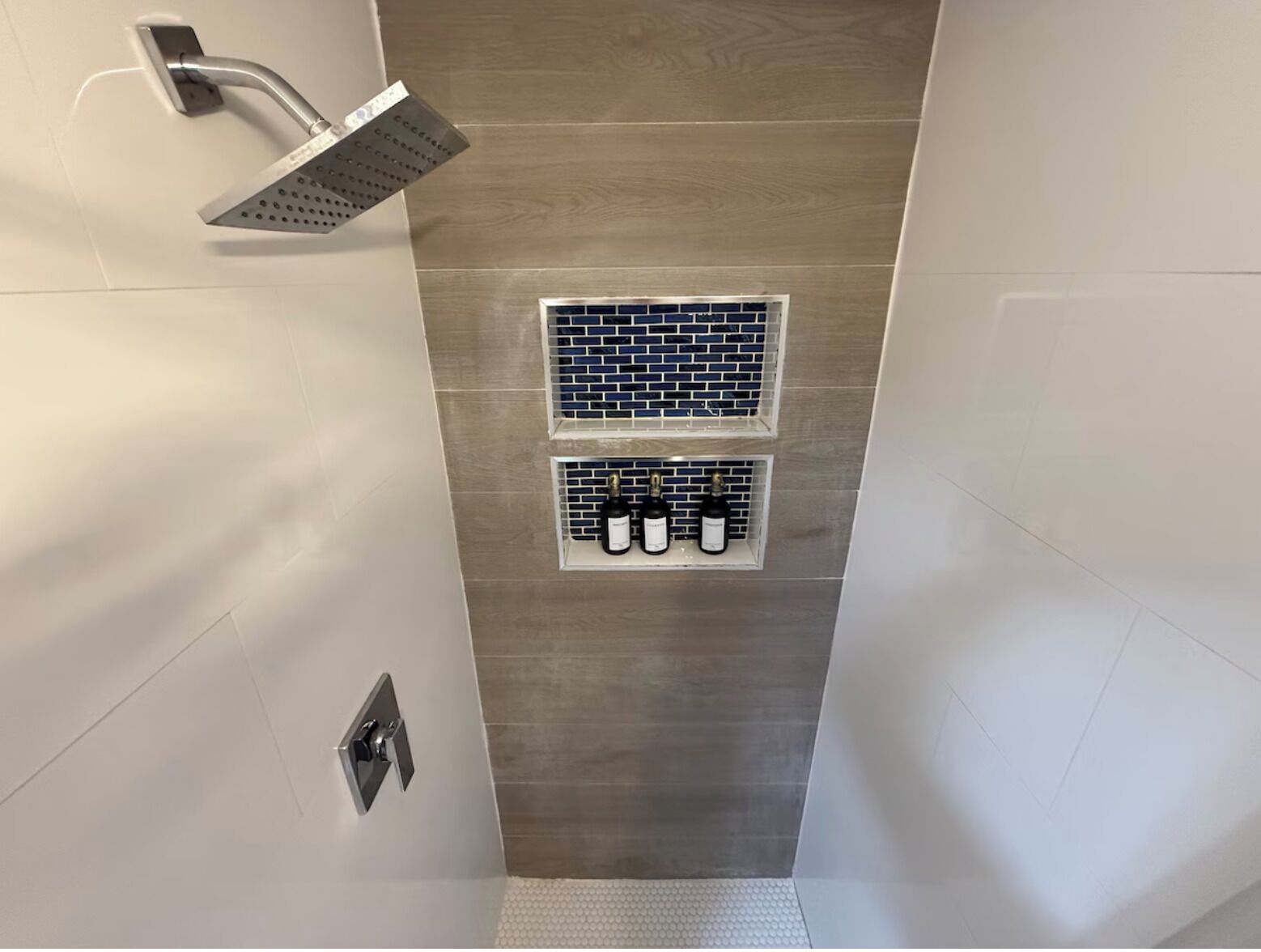 Hair dryer, towels, toilet paper