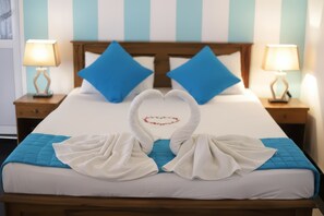 Deluxe Double or Twin Room, Lake View - The Nilambara Lake View (Dambulla)