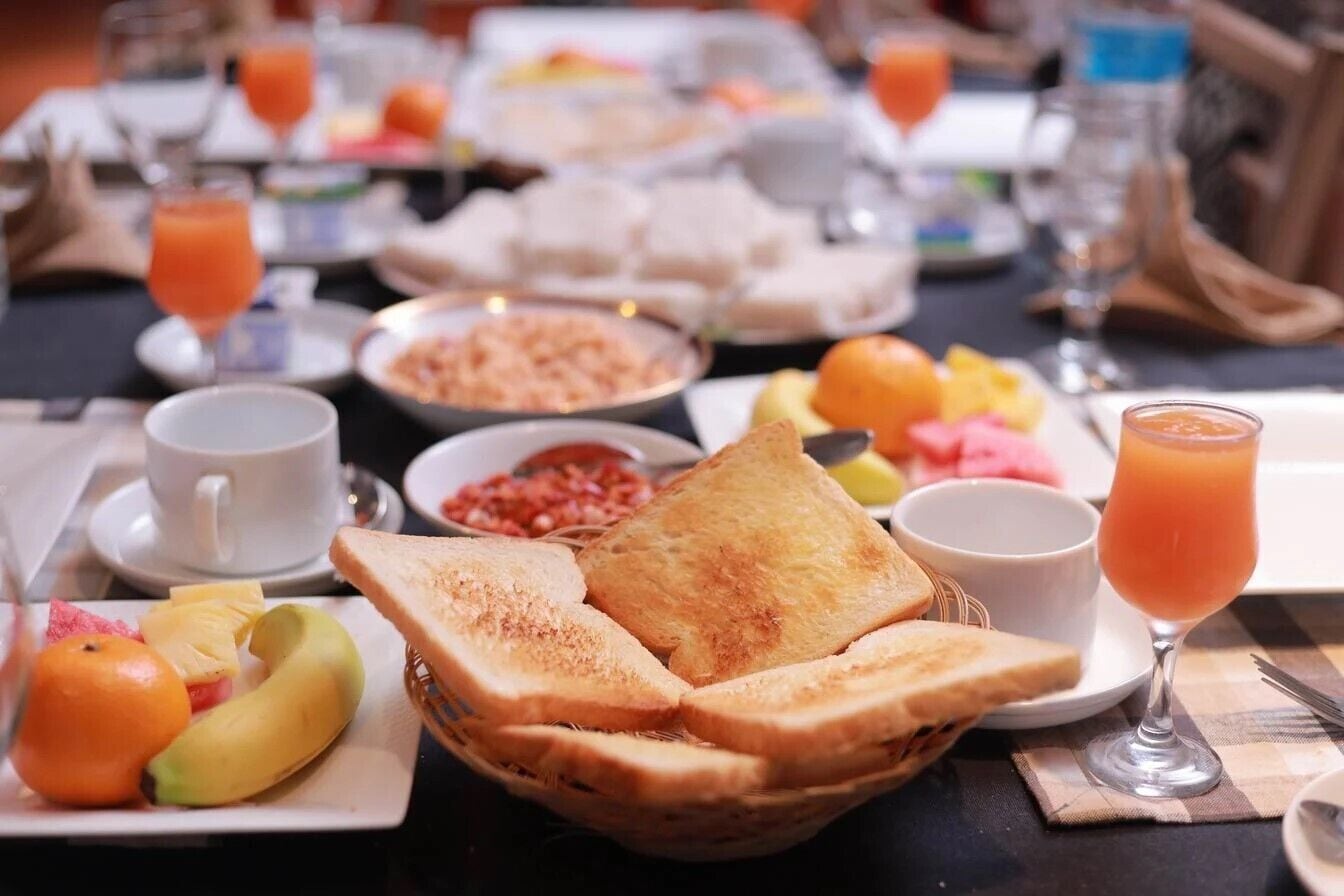 Daily continental breakfast for a fee