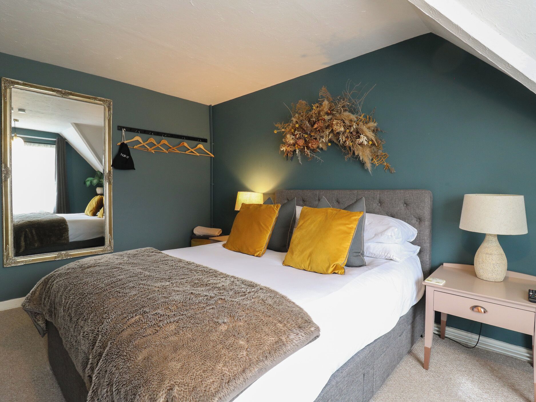 8 habitaciones, wifi gratis y decoración personalizada 