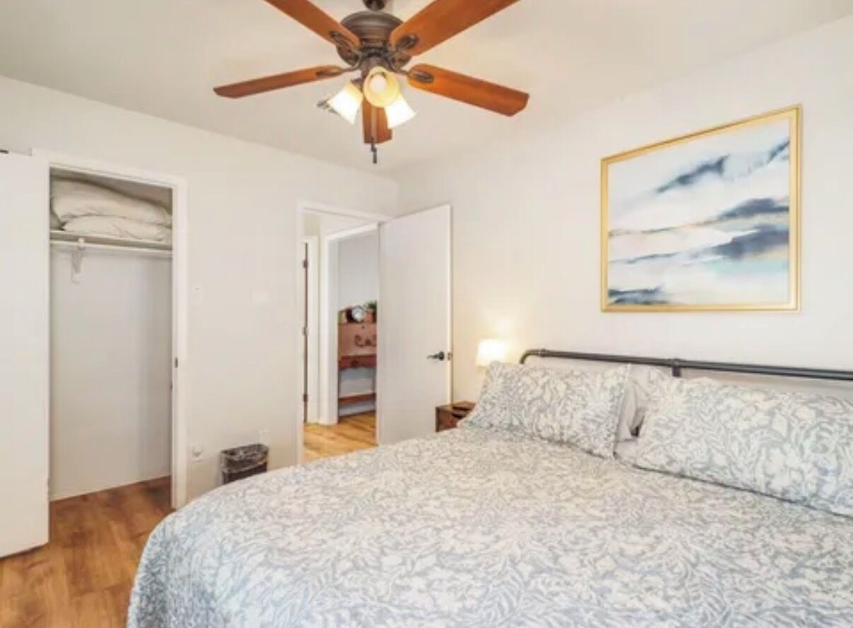 3 chambres, fer et planche à repasser, Wi-Fi gratuit, draps fournis
