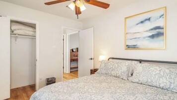 3 bedrooms, iron/ironing board, free WiFi, bed sheets