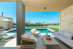 Beheizter Pool