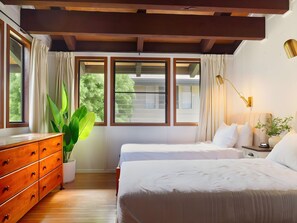 5 dormitorios, tabla de planchar con plancha, wifi y ropa de cama