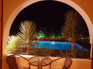 OASIS double room | Laptop workspace, iron/ironing board, free WiFi - Abelonas Village (Santorini)