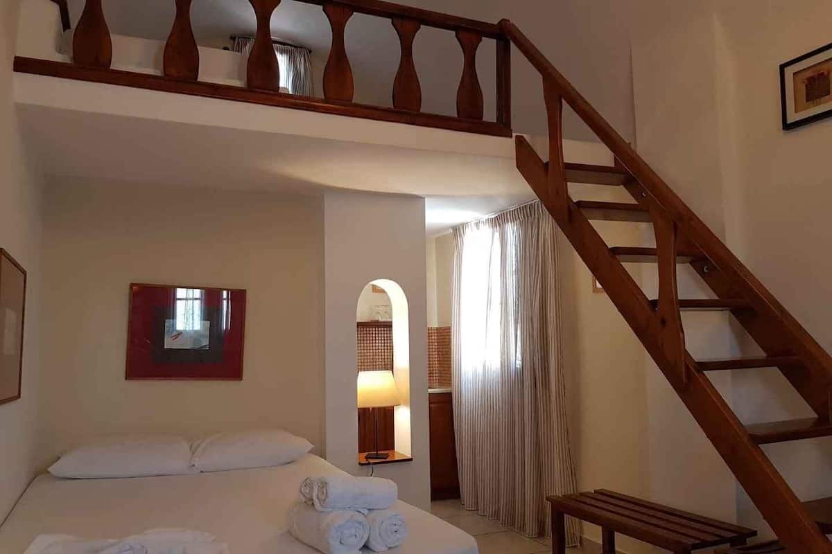 Classic Duplex, Balcony, Sea View | Laptop workspace, iron/ironing board, free WiFi