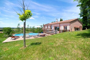 Exterior - Fully Equipped House with Pool, Stunning Views & Peaceful Setting (Belpech)