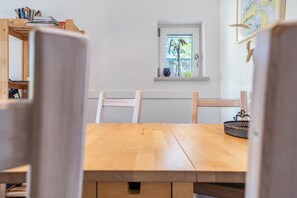 Dining - Holiday Home for Up to 6 Guests (70 m²) in Trent (Rügen) (Trent)
