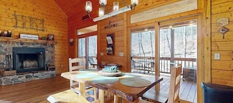 Charming Home in Topton with Creek views and High Speed Internet